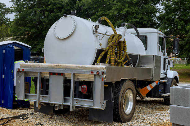 Best Portable restroom trailer rental  in South Fulton, TN